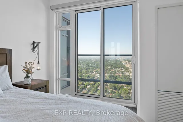 Additional image 19 of 2191 Yonge St Unit 4606