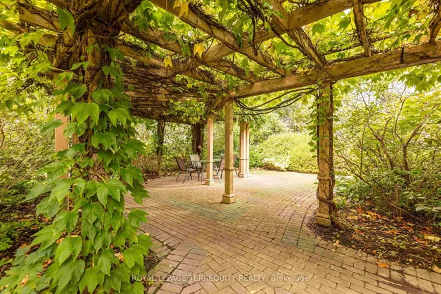 Additional image 32 of 300 Manitoba St Unit 210