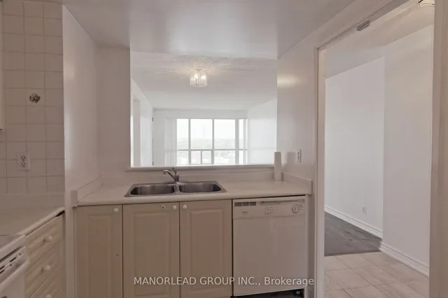 Additional image 9 of 18 Lee Centre Dr Unit 1012