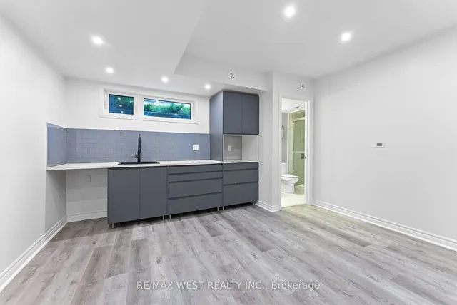 Additional image 33 of 35 Applewood Lane Unit 58