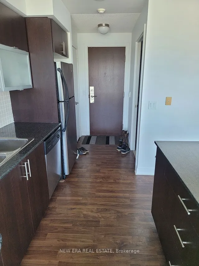 Additional image 7 of 80 Western Battery Rd Unit 804