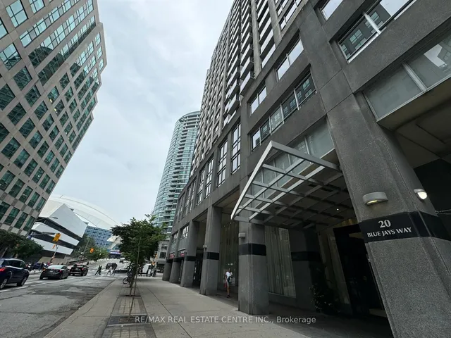 Additional image 4 of 20 Blue Jays Way Unit 1019