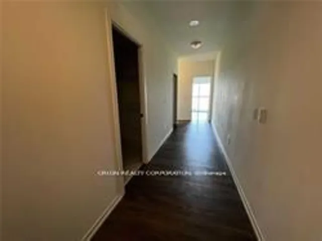 Additional image 3 of 3237 Bayview Ave Unit 906