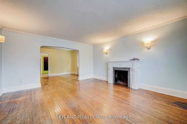 Additional image 5 of 996-998 Avenue Rd