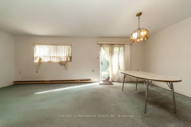 Additional image 8 of 5 Wiggens Crt