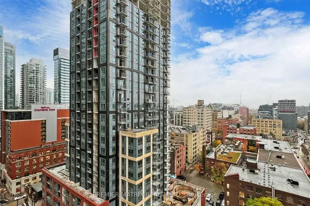 Additional image 32 of 125 Peter St Unit 1401