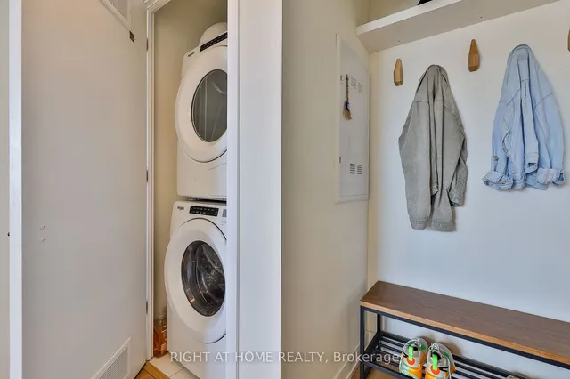 Additional image 38 of 430 Roncesvalles Ave Unit 801