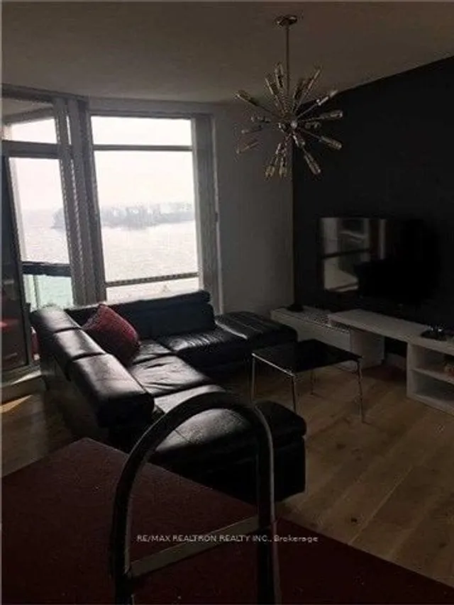 Additional image 3 of 5 Marine Parade Dr Unit 917