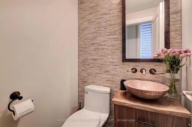 Additional image 16 of 162 Glenvale Blvd