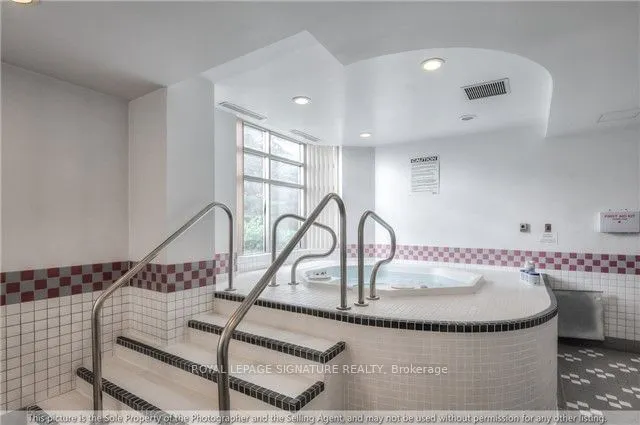 Additional image 32 of 1700 Eglinton Ave Unit 803
