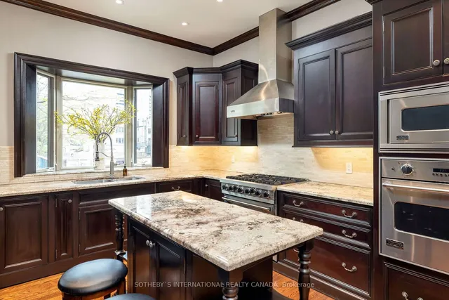 Additional image 11 of 12 Madison Ave