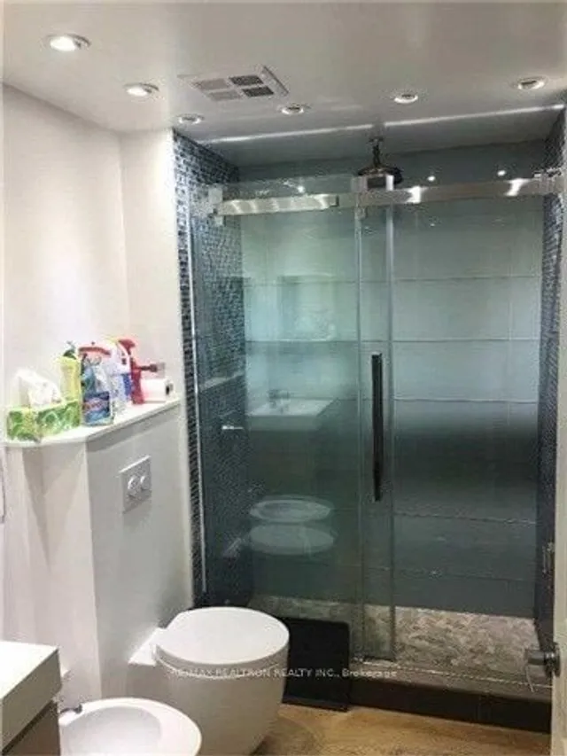 Additional image 5 of 5 Marine Parade Dr Unit 917