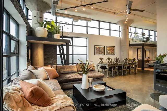 Additional image 6 of 90 SUMACH St Unit 621