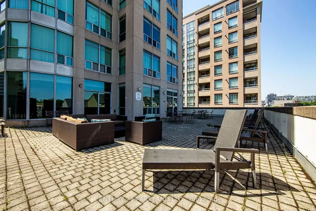 Additional image 27 of 942 Yonge St Unit 506