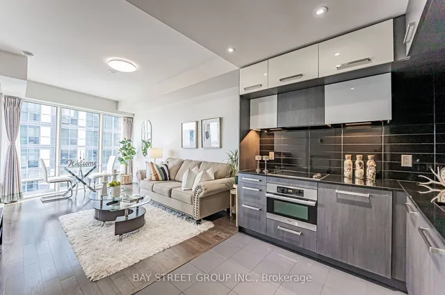 Additional image 3 of 8 The Esplanade Unit 2712