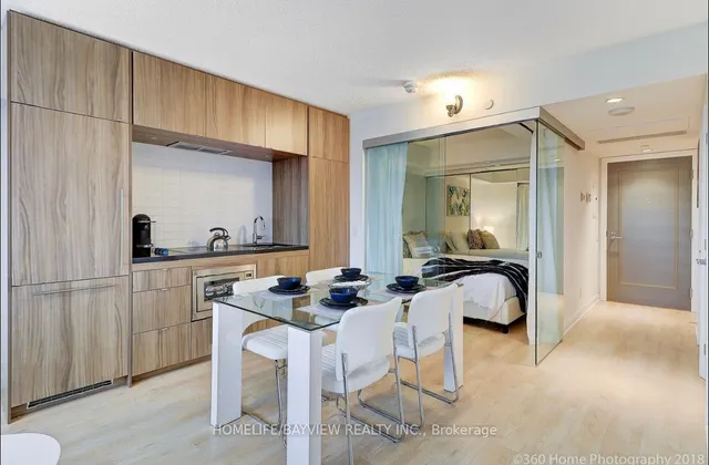 Additional image 5 of 155 Yorkville Ave Unit 1918