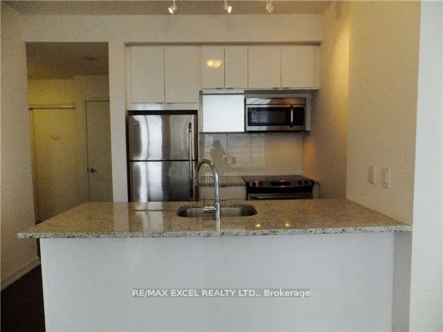 Additional image 4 of 62 Forest Manor Rd Unit 611