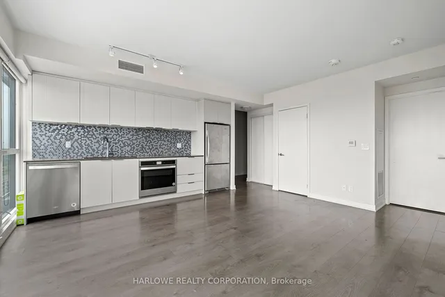 Additional image 3 of 2 Sonic Way Unit 1805