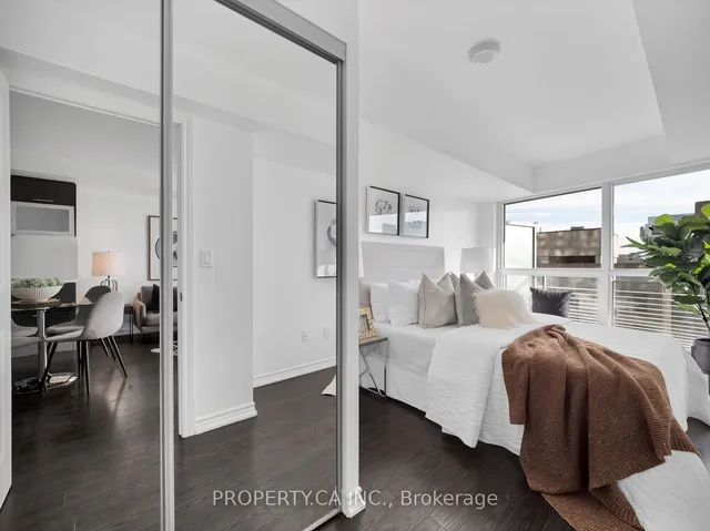 Additional image 14 of 386 Yonge St Unit 2105