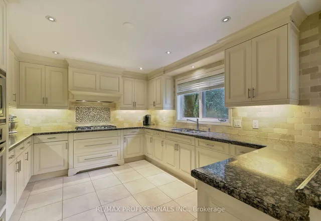 Additional image 9 of 47 Laurel Ave