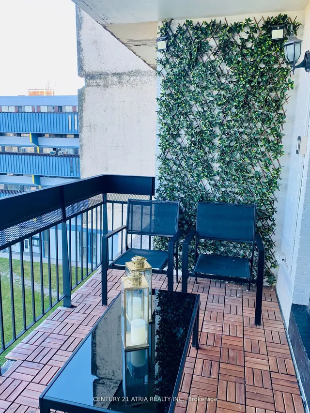 Primary image of 4645 Jane St Unit 720