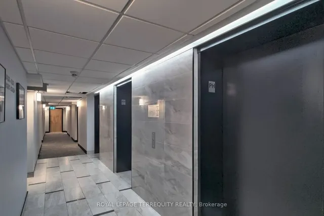 Additional image 3 of 39 Parliament St Unit PH1