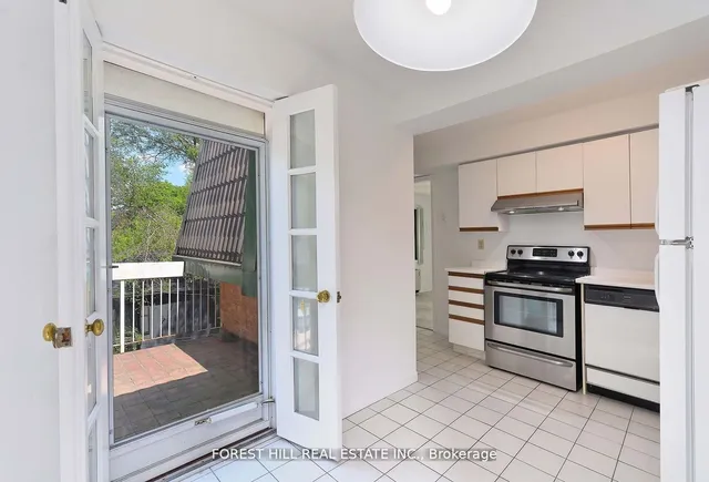 Additional image 12 of 2112 Queen St Unit 34