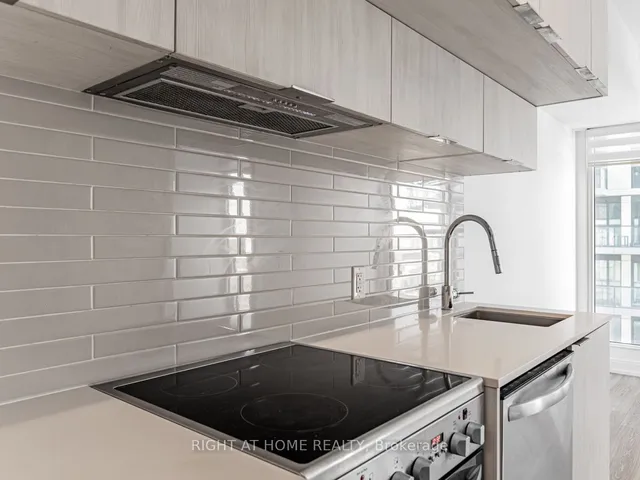 Additional image 9 of 181 Dundas St Unit 2715