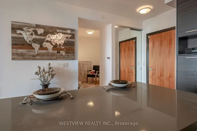 Additional image 12 of 36 Park Lawn Rd Unit 4102