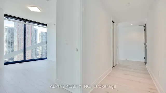 Additional image 15 of 224 King St Unit 2506