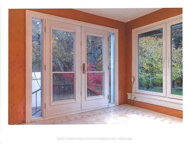 Additional image 23 of 2 Stinson Circ