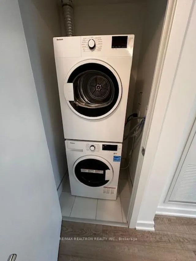 Additional image 9 of 250 Lawrence Ave Unit 415