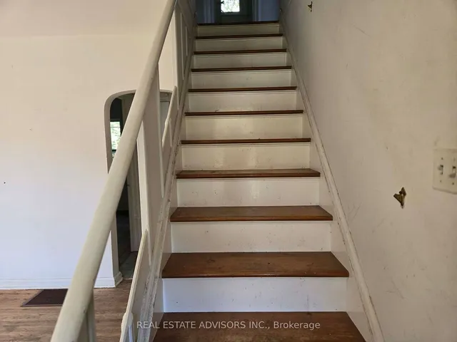 Additional image 8 of 46 Devondale Ave