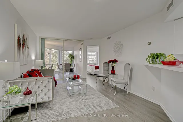 Additional image 8 of 1001 Bay St Unit 519