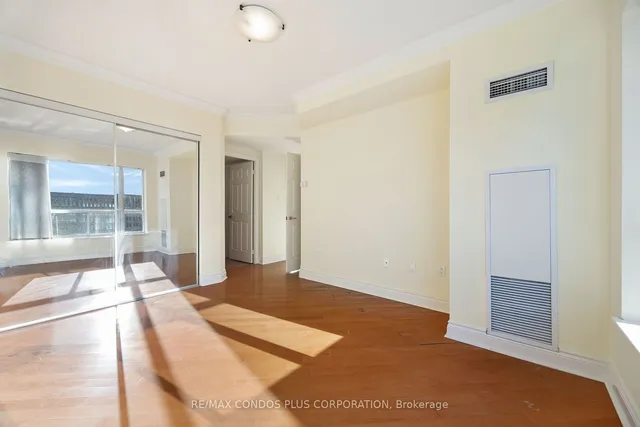 Additional image 29 of 889 Bay St Unit 1610