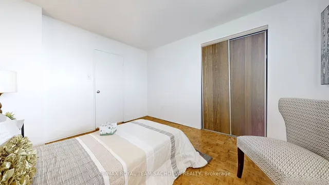 Additional image 26 of 3380 Eglinton Ave Unit 1709