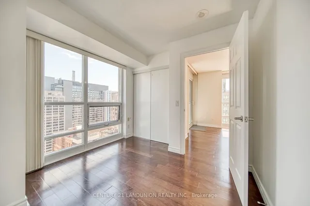 Additional image 19 of 763 Bay St Unit 2809