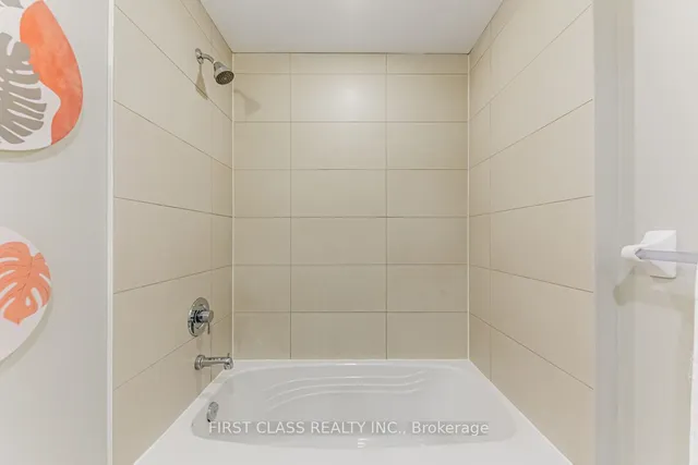 Additional image 23 of 426 University Ave Unit 1705