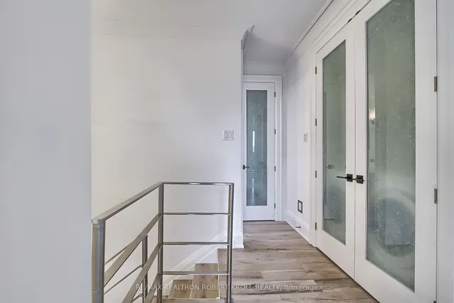 Additional image 20 of 55A Avenue Rd Unit 406