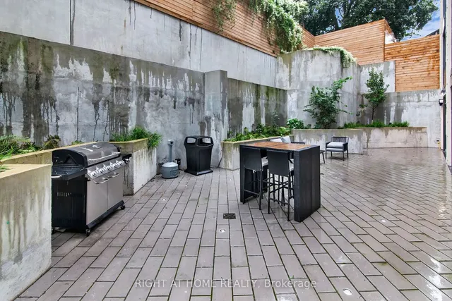 Additional image 31 of 840 St Clair Ave Unit 512