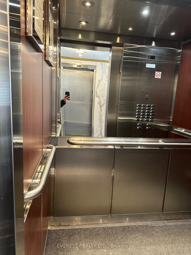 Additional image 7 of 10 Sunny Glwy Unit 1406