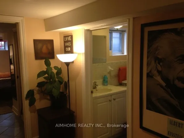 Additional image 5 of 306 Dupont St