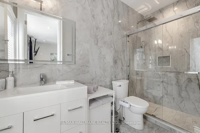 Additional image 25 of 16 Tadcaster Pl