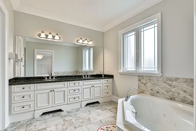 Additional image 23 of 28 Abitibi Ave