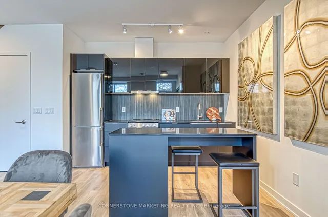 Additional image 8 of 8 Tippett Rd Unit 102