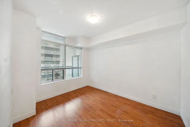 Additional image 17 of 225 Wellesley St Unit 407