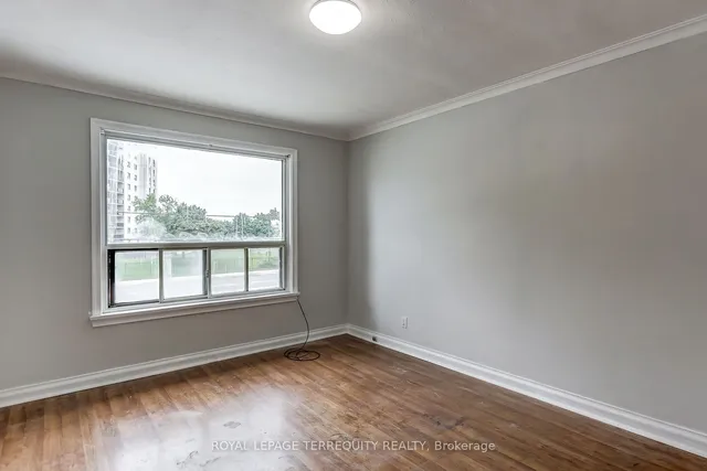 Additional image 17 of 2563 Kingston Rd