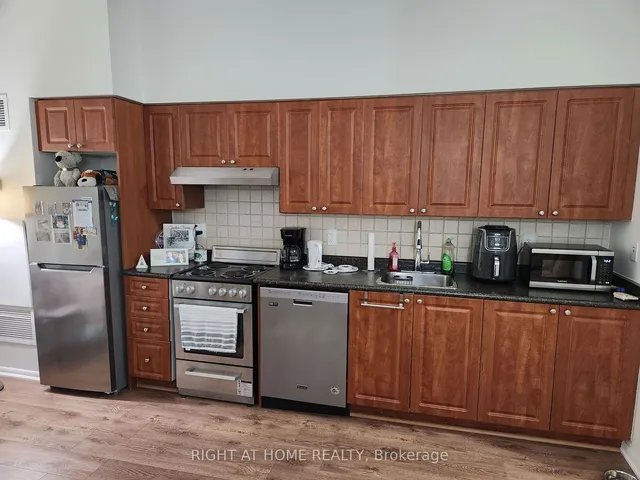 Additional image 2 of 231 Fort York Blvd Unit 115