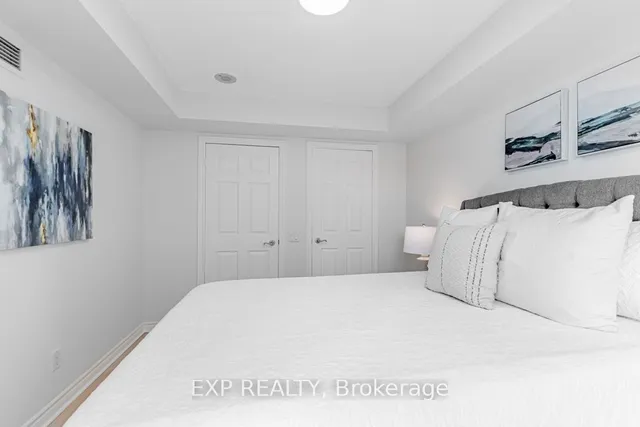 Additional image 18 of 5229 Dundas St Unit 701