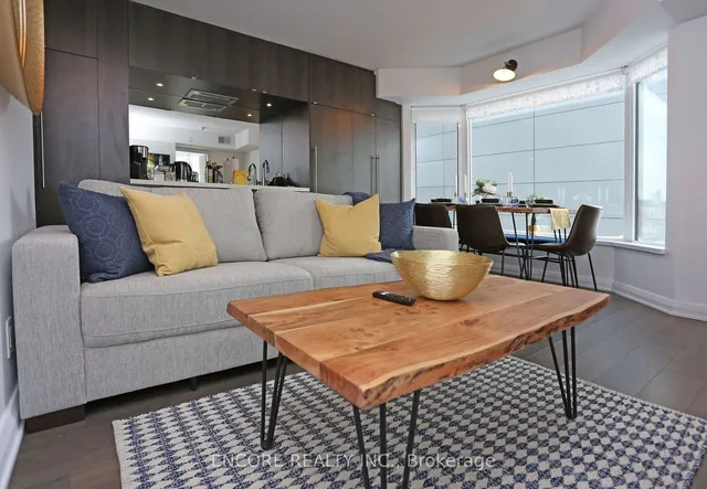 Additional image 15 of 155 Yorkville Ave Unit 707